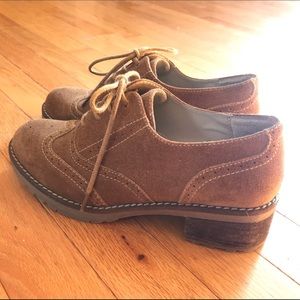 Brown Suede “Arlow” Wingtip Oxfords